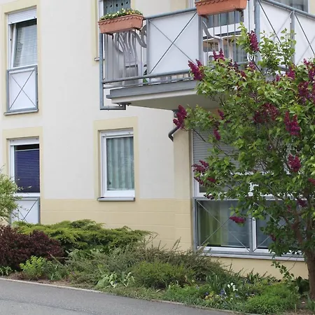 Spitzen-ferienwohnung In Der Spitzenstadt Apartment Plauen