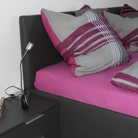 Appartement Spitzen-ferienwohnung In Der Spitzenstadt