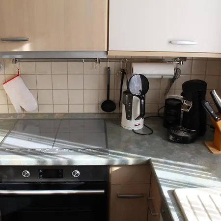 Apartment Spitzen-ferienwohnung In Der Spitzenstadt *